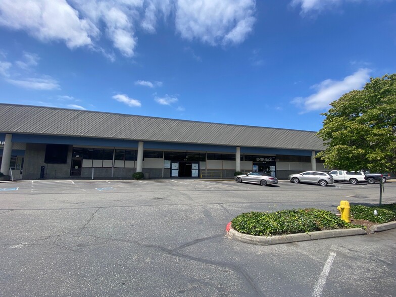 3152-3212 NE Sunset Blvd, Renton, WA à louer - Photo de l’immeuble – Image 2 sur 5
