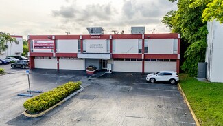 Plus de détails pour 20451 NW 2nd Ave, Miami, FL - Bureau à louer