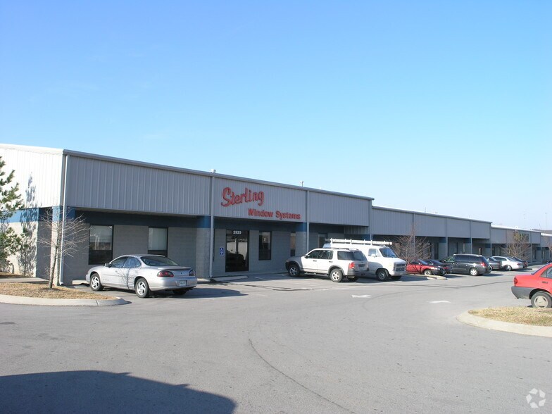 2915-2929 Murfreesboro Pike, Antioch, TN à louer - Photo de l’immeuble – Image 2 sur 7