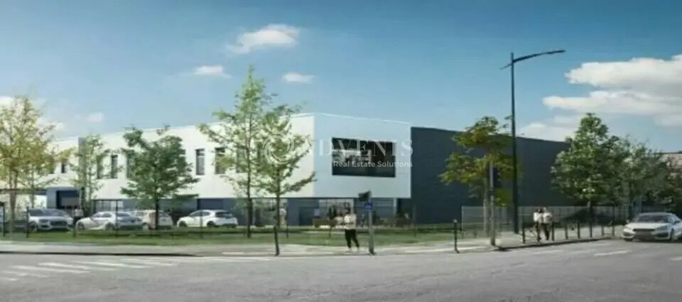 Local d’activités dans Ozoir-la-Ferrière à louer Photo de l’immeuble– Image 1 sur 7