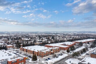 180 Jardin Dr, Concord, ON - VUE AÉRIENNE vue de carte