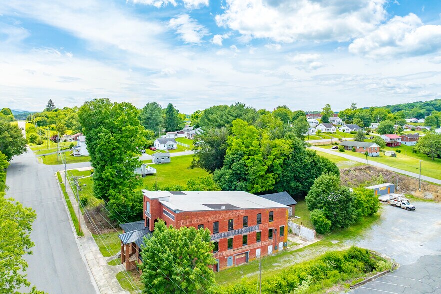 1340 W Main St, Wytheville, VA à vendre - Photo de l’immeuble – Image 3 sur 126