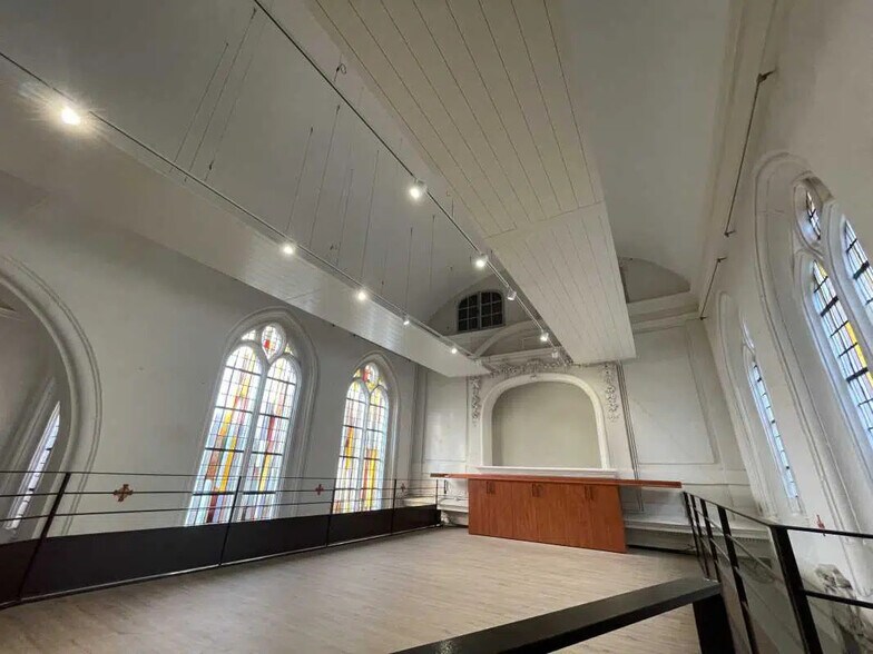 Bureau dans Rouen à louer - Photo de l’immeuble – Image 2 sur 10