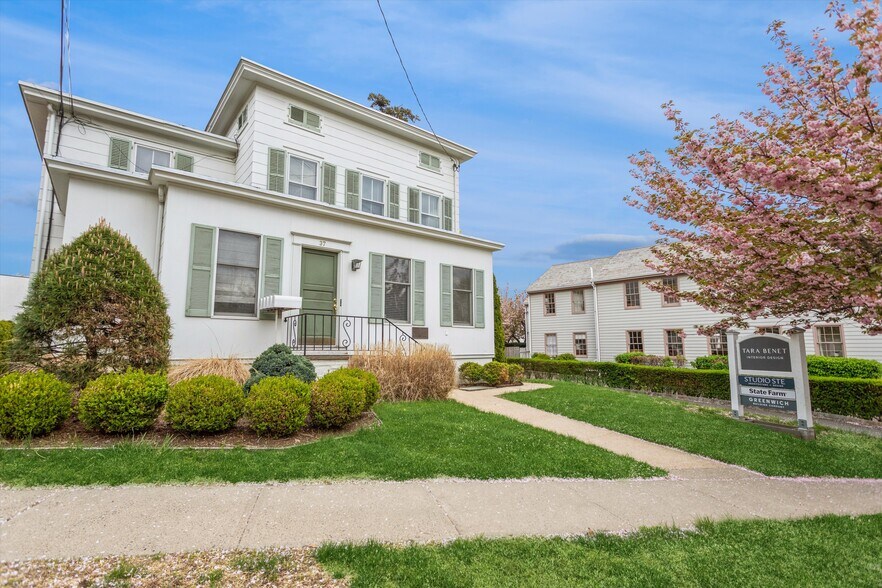 37 Arch St, Greenwich, CT à vendre - Photo principale – Image 1 sur 14