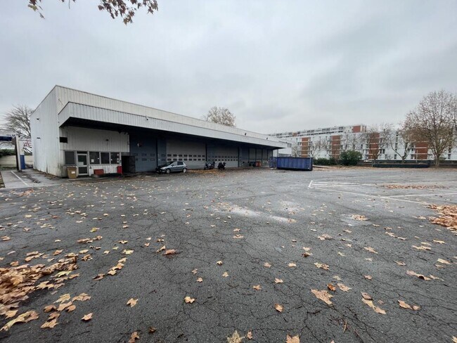 Plus de détails pour Industriel/Logistique à louer
