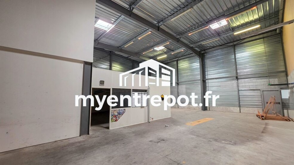 1 Montée Commandant De Robien, Marseille à louer - Photo de l’immeuble – Image 3 sur 9
