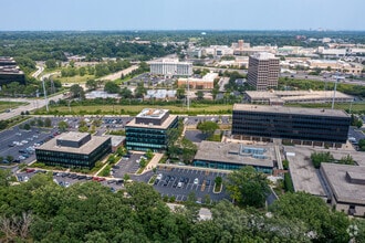 9933 Woods Dr, Skokie, IL - VUE AÉRIENNE  vue de carte