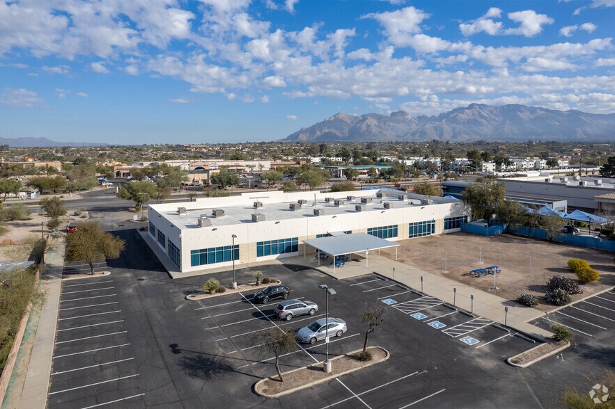 1455 W River Rd, Tucson, AZ à louer - Aérien – Image 2 sur 28