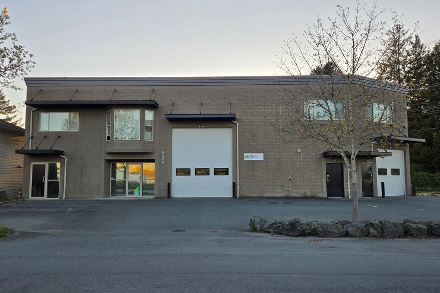 6429 Unsworth Rd, Chilliwack, BC à louer - Photo de l’immeuble – Image 2 sur 13
