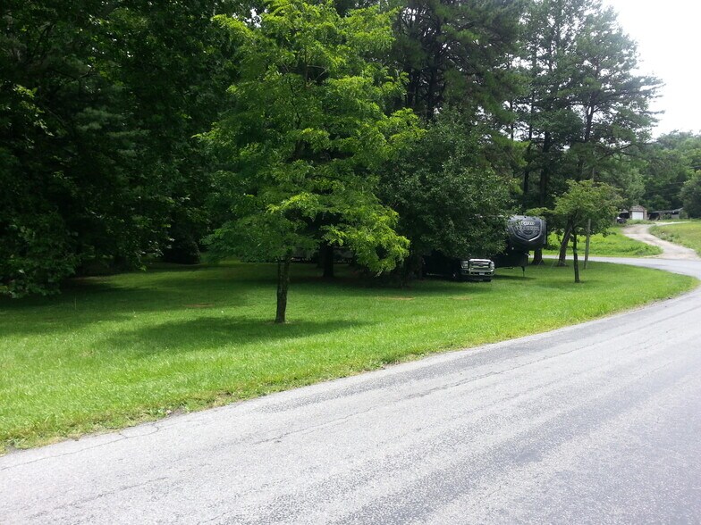 122 Flat Rock Rd, Waynesboro, VA à vendre - Photo principale – Image 2 sur 9