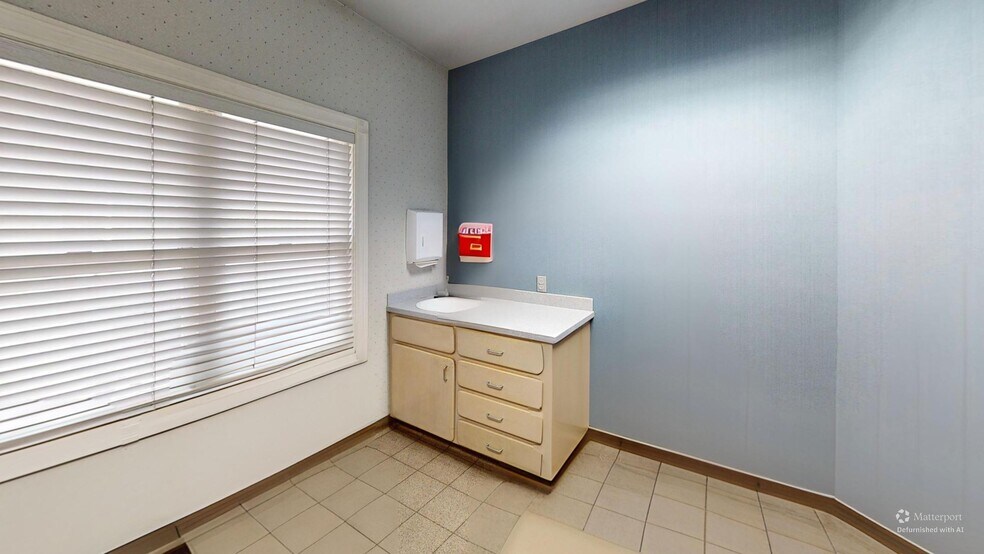 435 W Plumb Ln, Reno, NV à vendre - Photo de l’immeuble – Image 3 sur 11