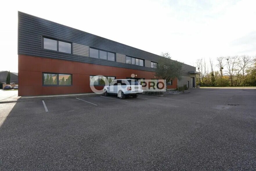 Bureau dans Marcilly-d'Azergues à louer - Photo de l’immeuble – Image 2 sur 12