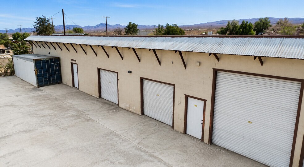35633 Highway 66, Daggett, CA à vendre - Photo de l’immeuble – Image 2 sur 70