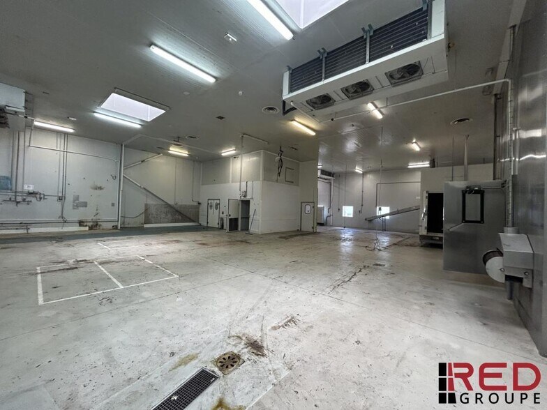 Industriel/Logistique dans Fuveau à vendre - Photo intérieure – Image 2 sur 13