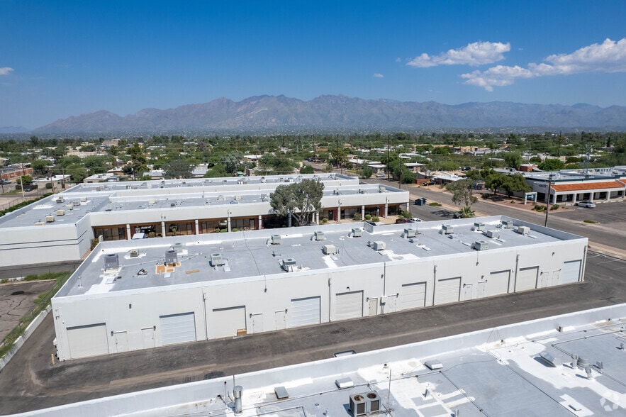 3957 E Speedway Blvd, Tucson, AZ à louer - Aérien – Image 3 sur 6