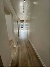 211 Torrance Blvd, Redondo Beach, CA à louer Photo intérieure– Image 2 sur 2