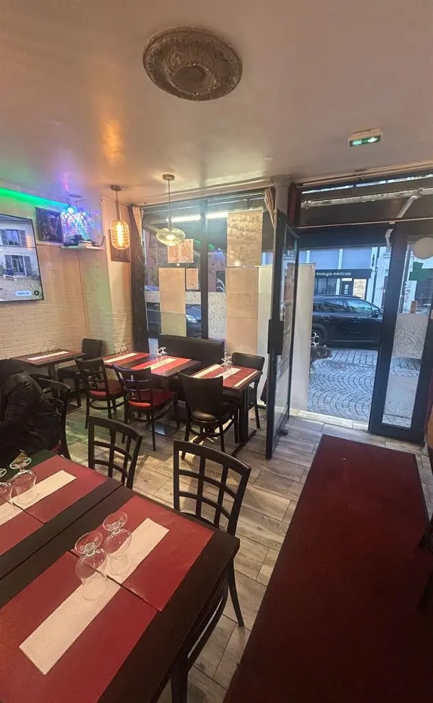 Plus de détails pour Local commercial à louer