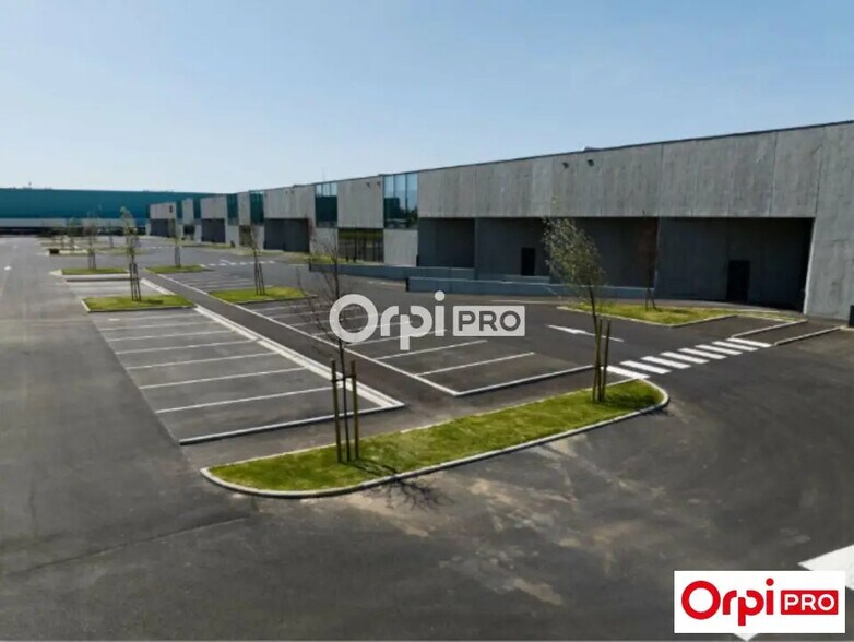Industriel/Logistique dans Seclin à louer - Photo de l’immeuble – Image 3 sur 12