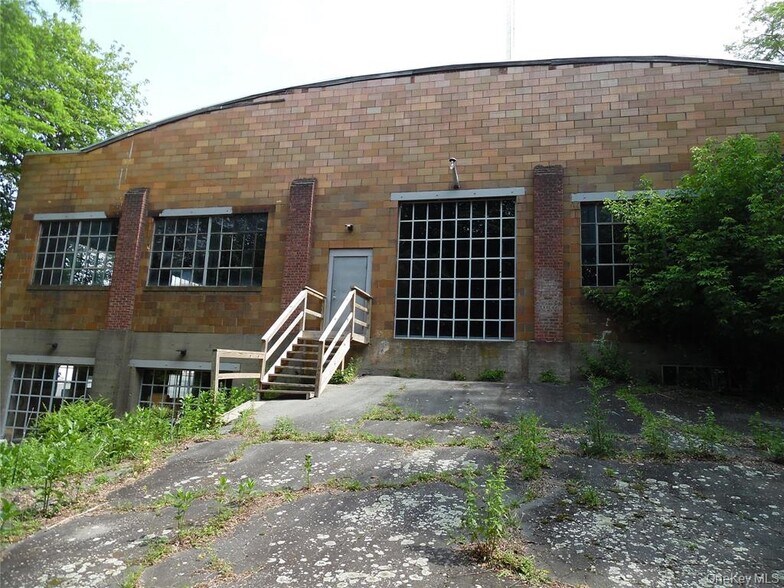397 Broadway, Monticello, NY à vendre - Photo de l’immeuble – Image 2 sur 3