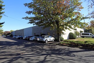 Plus de détails pour 1957 Pioneer Rd, Huntingdon Valley, PA - Industriel/Logistique à louer