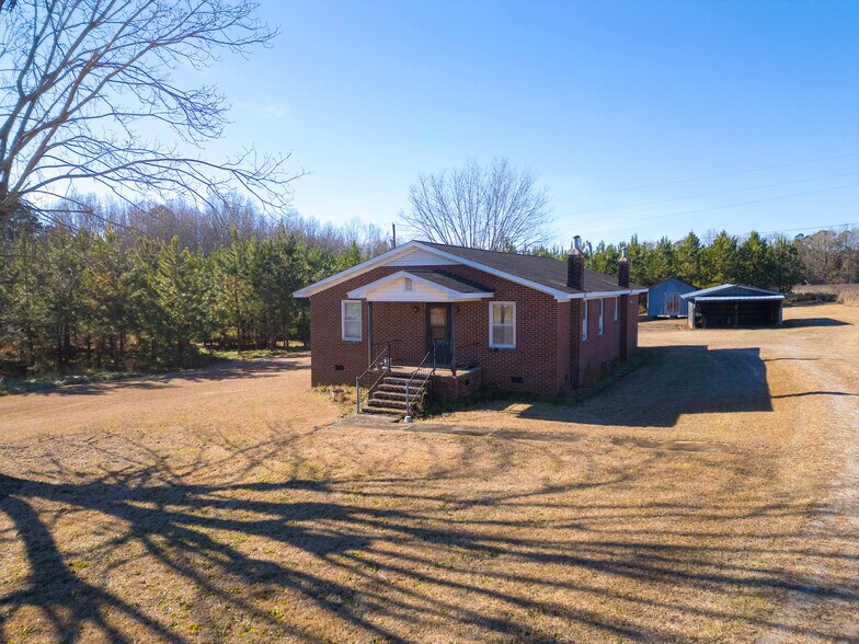 14936 C R Koon Highway, Newberry, SC à vendre - Photo de l’immeuble – Image 2 sur 30