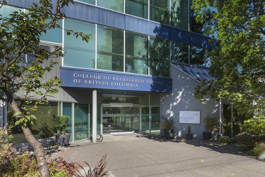 2855 Arbutus St, Vancouver, BC à louer - Photo de l’immeuble – Image 1 sur 2