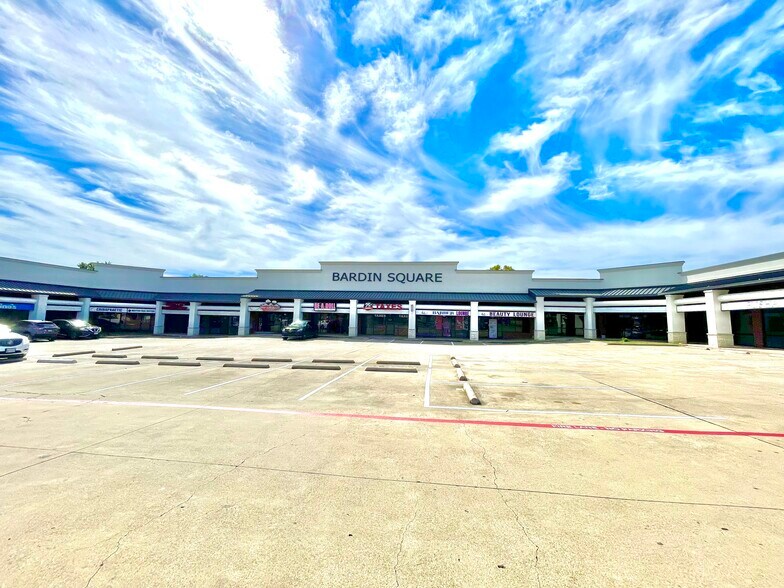 130 E Bardin Rd, Arlington, TX à louer - Photo de l’immeuble – Image 2 sur 12