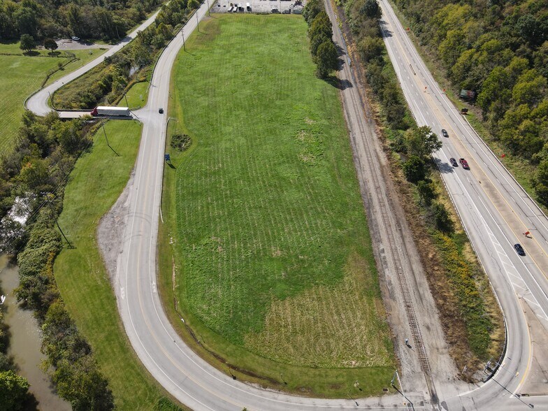 Buncher Commerce Park – Youngwood, Leetsdale, PA à louer - Photo de l’immeuble – Image 3 sur 4