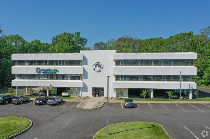 133 Franklin Corner Rd, Lawrenceville, NJ à louer - Photo principale – Image 1 sur 18