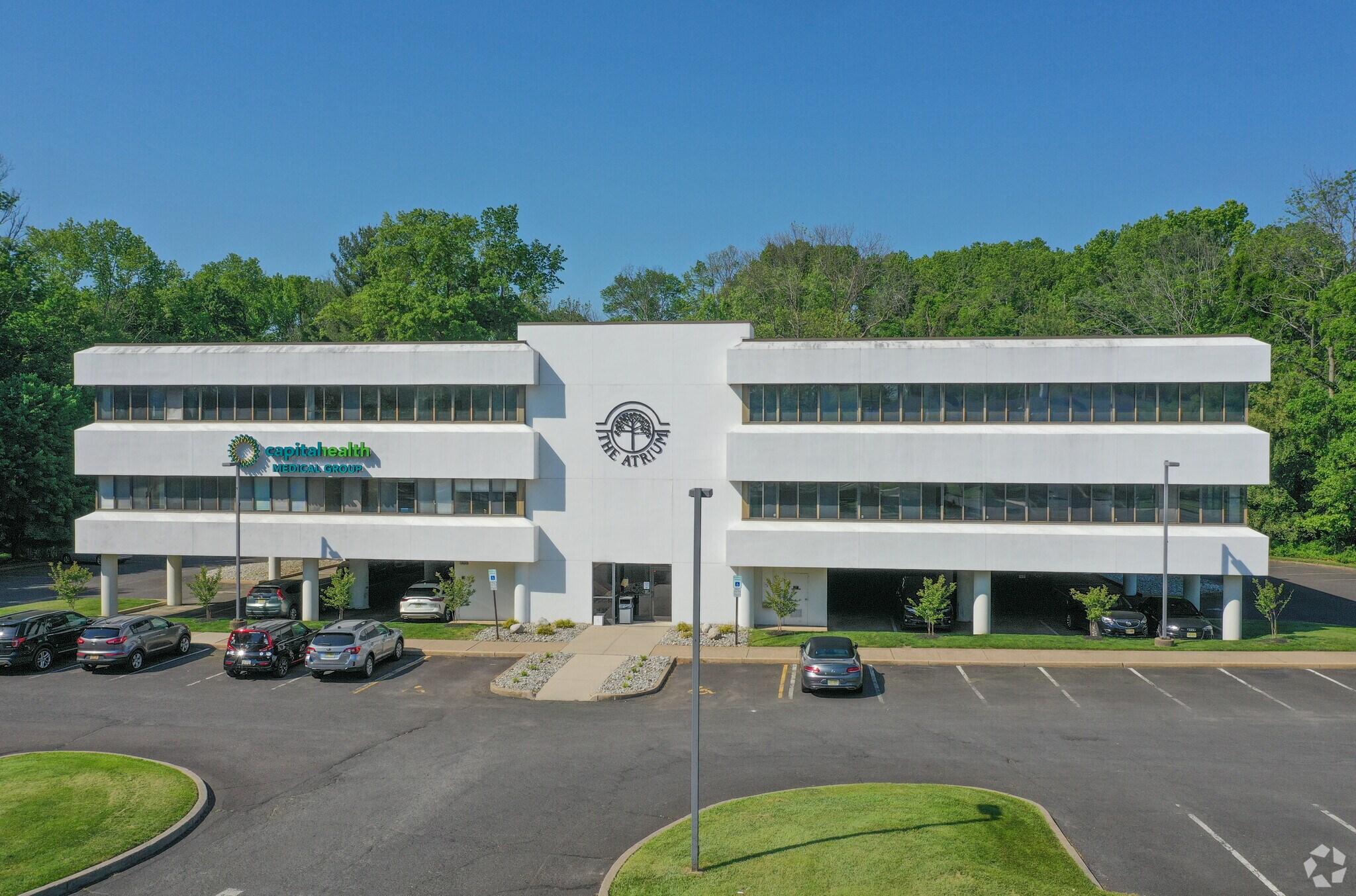 133 Franklin Corner Rd, Lawrenceville, NJ à louer Photo principale– Image 1 sur 19