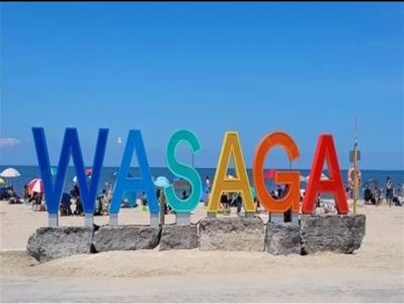 44 Beck St, Wasaga Beach, ON à vendre Photo principale– Image 1 sur 6