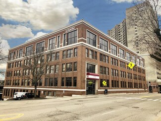 Plus de détails pour 537 E Pete Rose Way, Cincinnati, OH - Bureau, Local commercial à louer