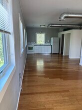 2035 Manchester St NE, Atlanta, GA à louer Photo intérieure– Image 2 sur 14