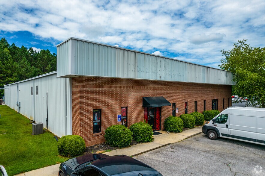 116 N 85 Pky, Fayetteville, GA à vendre - Photo principale – Image 1 sur 5