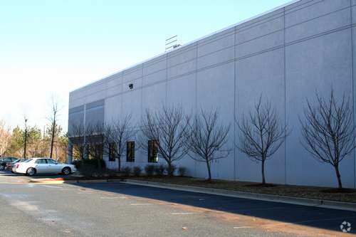 2855 N Berkeley Lake Rd NW, Duluth, GA à louer - Photo de l’immeuble – Image 3 sur 5