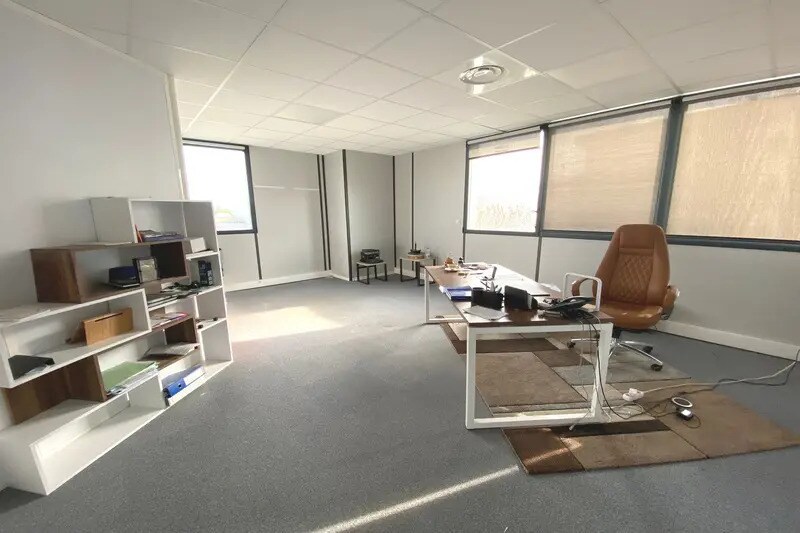 Bureau dans Grabels à louer - Photo intérieure – Image 3 sur 8