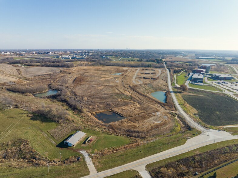 Booneville Rd, West Des Moines, IA à vendre - Photo principale – Image 1 sur 1