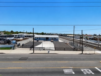 Plus de détails pour 160 N San Antonio Ave, Pomona, CA - Terrain à louer