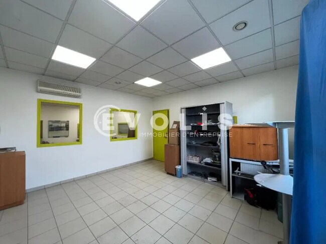 Plus de détails pour Bureau à louer