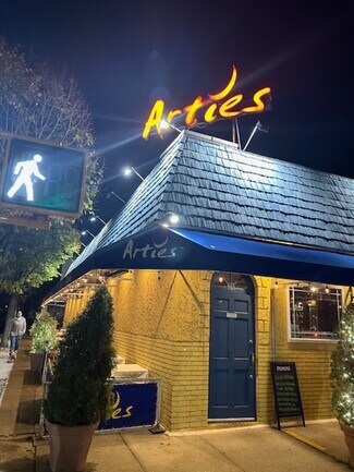 Plus de détails pour 394 City Island Ave, Bronx, NY - Local commercial à louer