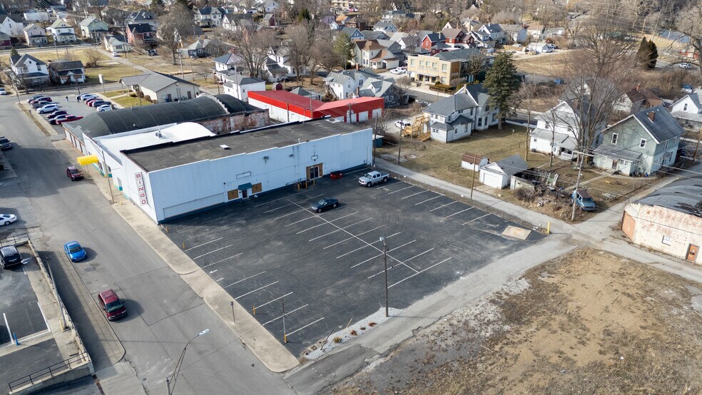 222 W 2nd St, Marion, IN à vendre - Photo de l’immeuble – Image 2 sur 8