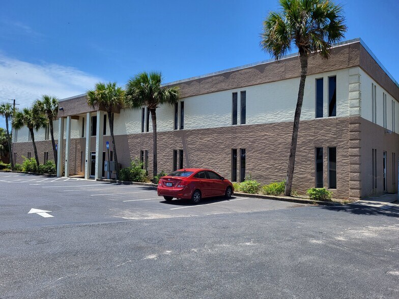362 Beal Pky, Fort Walton Beach, FL à louer - Photo de l’immeuble – Image 2 sur 21