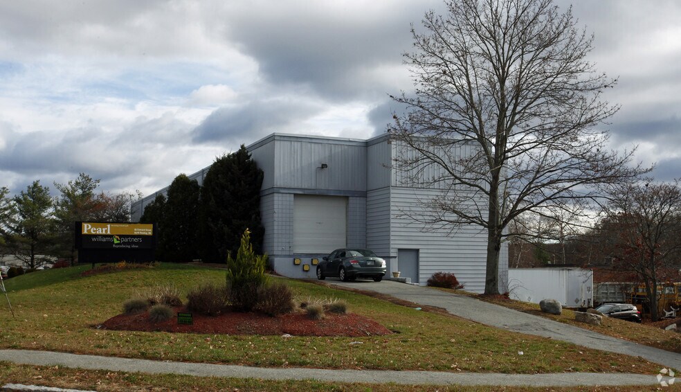 66 Concord St, North Reading, MA à louer - Photo de l’immeuble – Image 3 sur 52