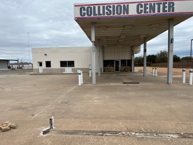 2001 S Bridge St, Brady, TX à vendre - Photo de l’immeuble – Image 2 sur 5