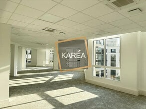 Bureau dans Chessy à louer Photo intérieure– Image 2 sur 2