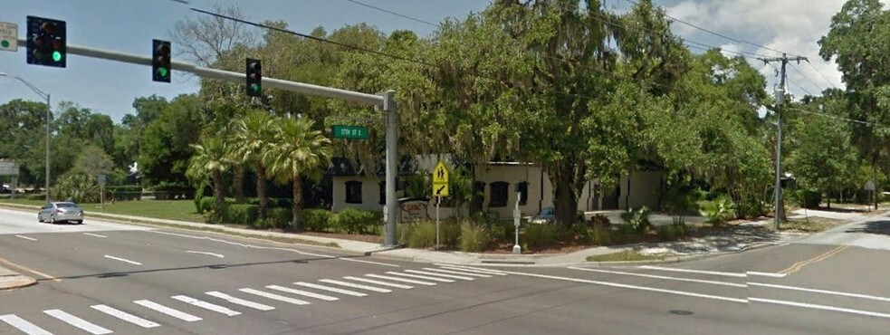 1625 Manatee Ave E, Bradenton, FL à louer - Photo de l’immeuble – Image 3 sur 15