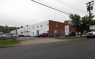 Plus de détails pour 5170 Lawrence Pl, Hyattsville, MD - Industriel/Logistique à louer