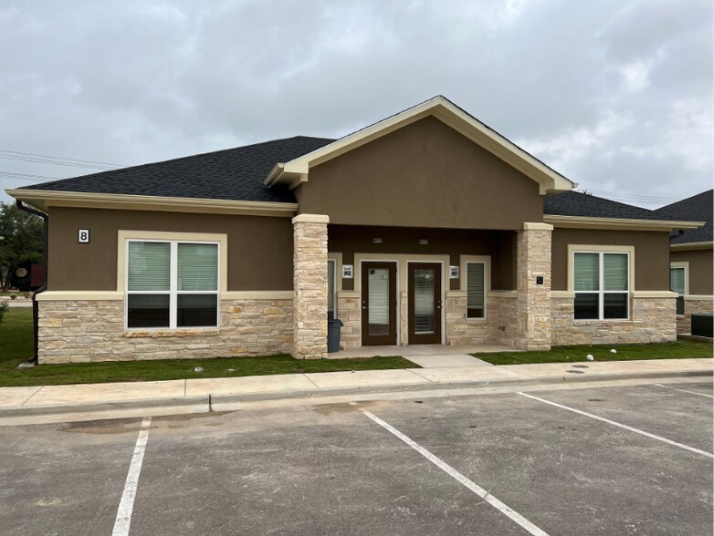 1640 Highland Falls Dr, Leander, TX à louer - Photo de l’immeuble – Image 2 sur 6