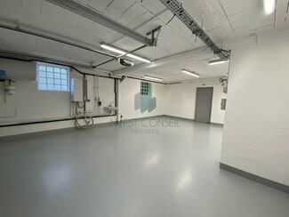 Plus de détails pour Bureau, Local d'activités à louer