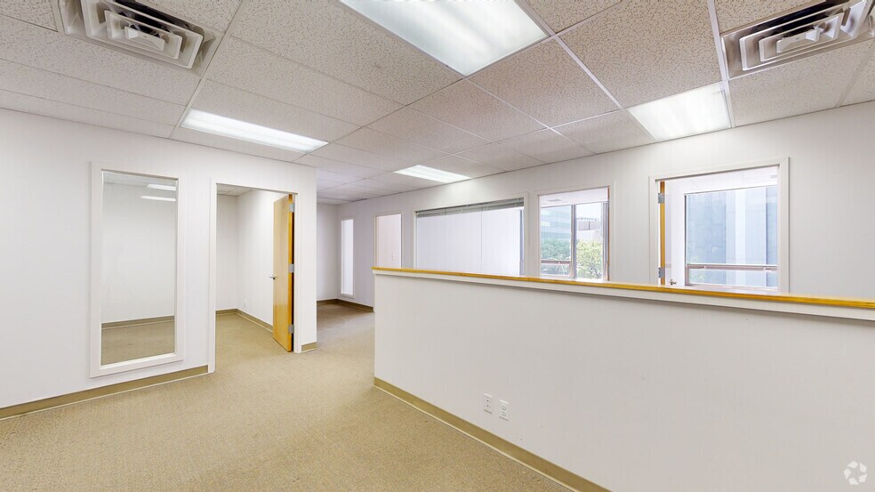 170 Hamilton Ave, White Plains, NY à louer - Numérisation 3D Matterport – Image 3 sur 9